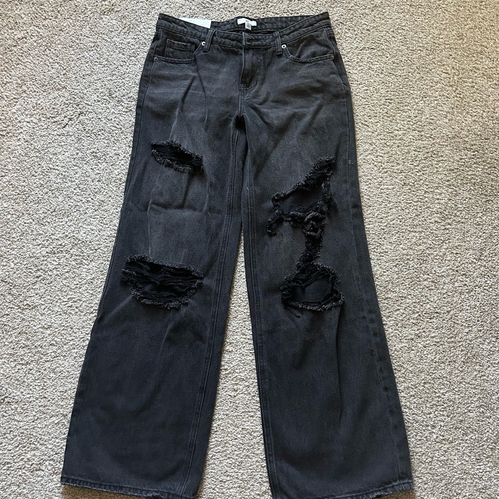 Women’s low rise wide leg jeans